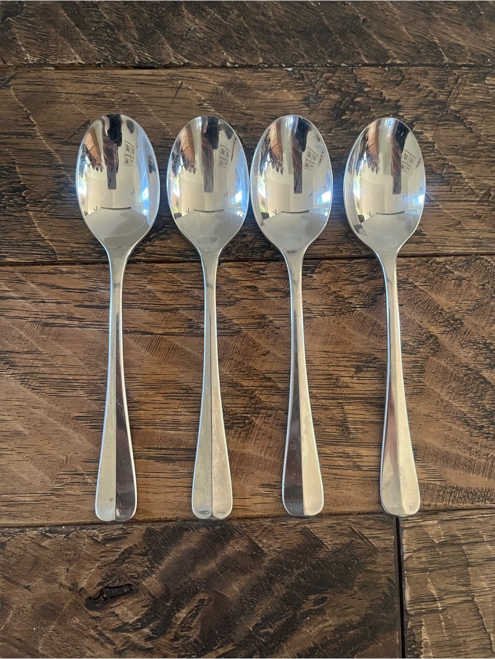 Colonial Tipt (Stainless, Glossy)
by GORHAM Teaspoons (4)
